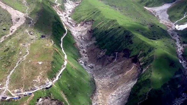 landslide, flood, cloudburst in india 2013 , killed six to seven thousand pilgrims . The kedarnath temple of hindu situated at the height of 3583 meters in Himalayas washed out .