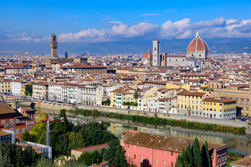 Fototapeta na wymiar Panoramic view of the city of Florence from Michelangelo Square in Italy