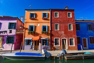 Fototapeta na wymiar Burano island, famous for its colorful fishermen's houses, in Venice, Italy