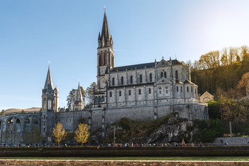 Fototapeta na wymiar View of the cathedral-sanctuary of Lourdes (France)