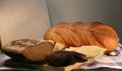Delicious bread, tomatoes and sausage with cheese