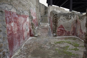 Napoli - Ruderi nel Parco Archeologico di Pausilypon