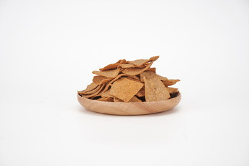 A snack similar to chips. It's called millet crisp crust