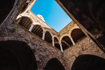 Fort de l'Abbaye de Lérins vu de l'intérieur