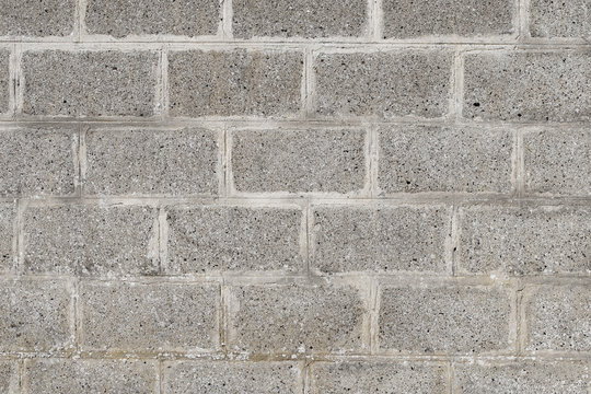 mur ext&eacute;rieur en parpaing brut