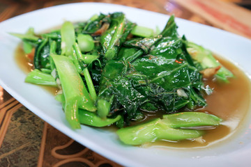 stir fried kale with pork