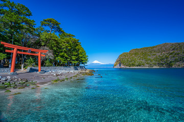 沼津市　戸田　駿河湾　富士山　鳥居