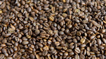 roasted coffee beans close-up