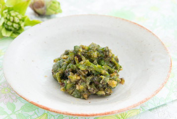 ふきのとうの油みそ