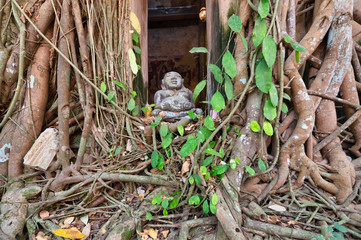Bang Khonthi District, Samut Songkhram / Thailand / February 23, 2020 : Wat Bang Kung. It was built in the Ayutthaya period. It is one of the historic sites and memory of the battle..