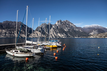 Fototapeta na wymiar Garda lake, Italy