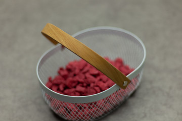 fete de paque, oeuf panier pierre rose