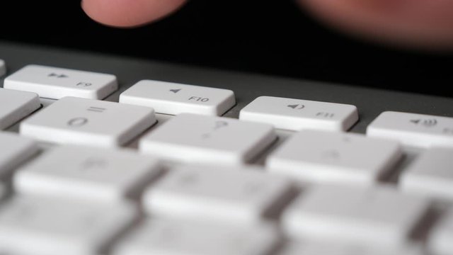 Pressing repeatedly the Mute (F10) button on keyboard. Close-up
