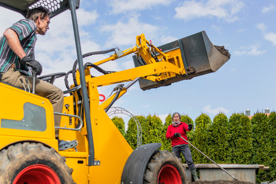 Kipplader Bilder Durchsuchen 114 Archivfotos, und