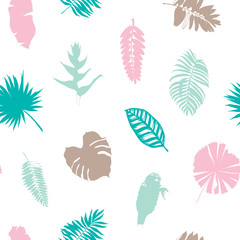 Fototapeta na wymiar Seamless pattern with tropical leaves on white background. on white background. Hand-drawn vector illustration.