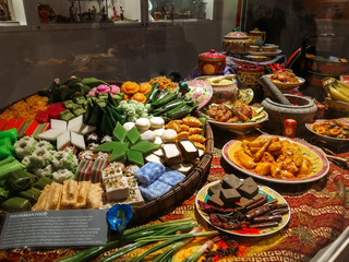Various Malaysian food dishes, from savoury to desserts.