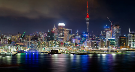 Fototapeta na wymiar Auckland city skyline at night