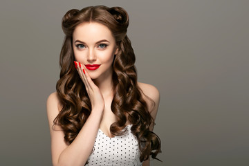 Fototapeta premium retro woman beautiful hair red lips manicure nails fashion female