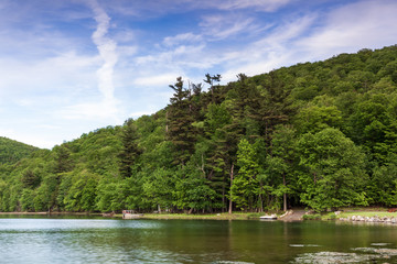 Fototapeta premium Lake on the Mountain St-Hilaire