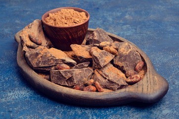 Organic chocolate slices