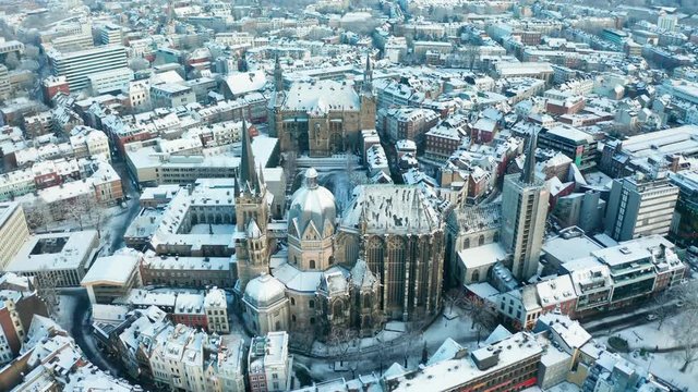 Kaiserstadt Aachen aus der Luft