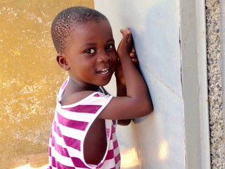 Niedliches kleines Mädchen