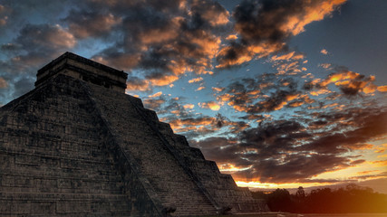 Fototapeta na wymiar Maya pyramid ruins yucatan mexico 