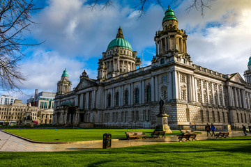 Fototapeta na wymiar Belfast city hall