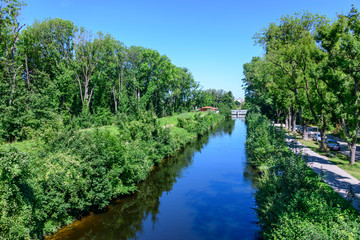 Wertachkanal im Stadtgebiet Augsburg