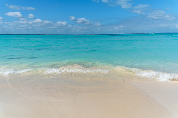 Fototapeta na wymiar Beautiful view of turquoise water Tulum beach Mexico North America