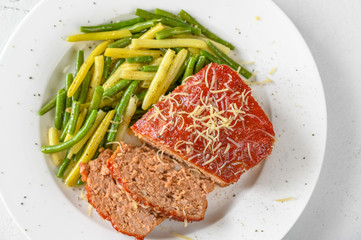 Meatloaf with green beans