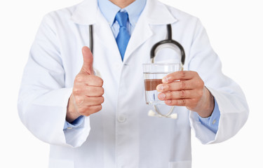 holding a water glass with thumbs