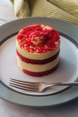 Round Red Velvet Cake