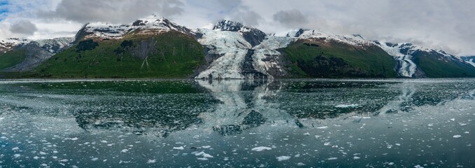 Cruising Around College Fjord