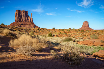 the scenic drive in the monument valley, usa