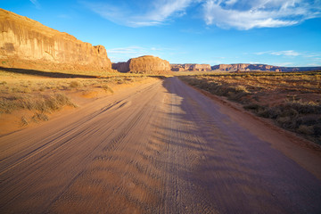 the scenic drive in the monument valley, usa