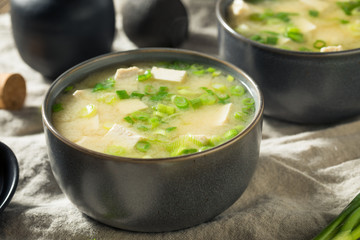Healthy Japanese Tofu Miso Soup