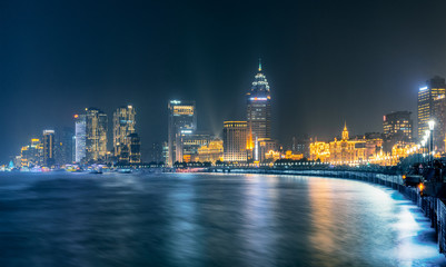 Fototapeta na wymiar Night view of the Bund in Shanghai, China