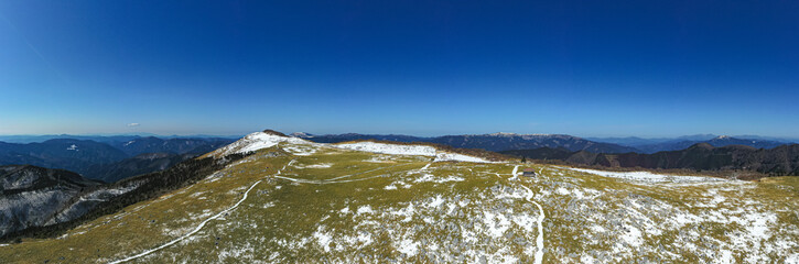 冬の四国カルスト（愛媛県久万高原町）