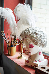 decor in the painting studio