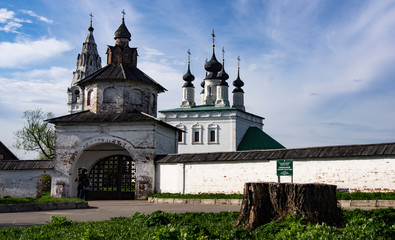 Fototapeta na wymiar Alexander Monastery in Suzdal