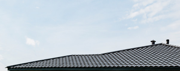 Obraz premium Metal roof of a new private house