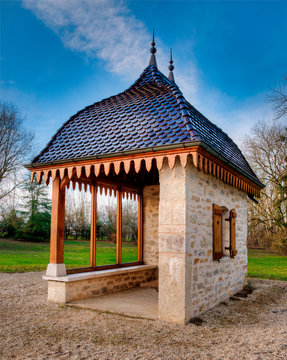 Abri de jardin &agrave; Meillonnas, France
