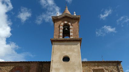Fototapeta na wymiar Pieve della Santissima Annunziata a Montisi