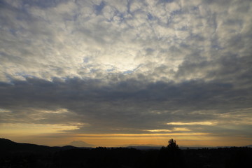 霧島神宮から見た桜島 (鹿児島) (夕景)