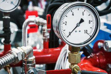 manometer for visual monitoring of pressure in water supply and heating systems with operating...