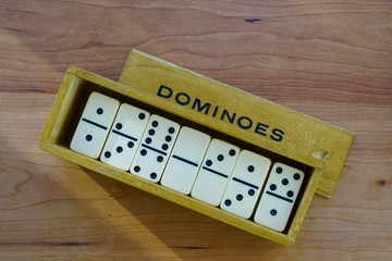 A game of black and white dominoes