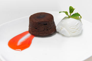 Chocolate fondant with ice cream