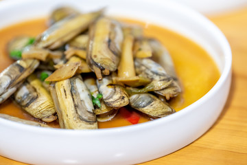 Traditional Chinese food made of razor clam