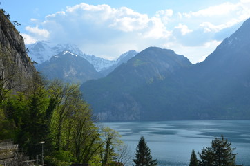 Fototapeta na wymiar Bergsee Schweiz